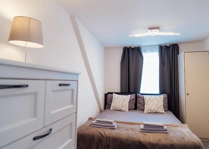 Family Apartment Bournemouth 5 Min From The Beach Parks And Restaurants