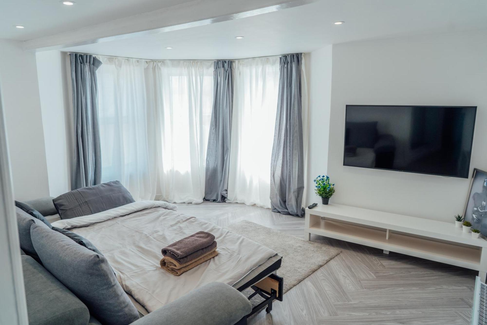 Family 5 Min From The Parks And Restaurants Appartamento